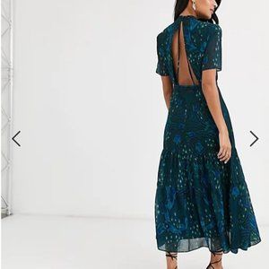 Hope & Ivy high neck midaxi dress with drop hem in contrast floral and star prin